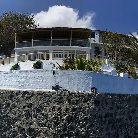 A Villa By The Sea Bed & Breakfast Vila Franca do Campo Exterior foto